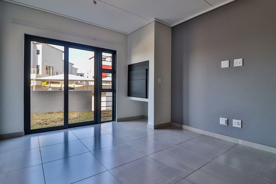To Let 2 Bedroom Property for Rent in Langeberg Heights Western Cape